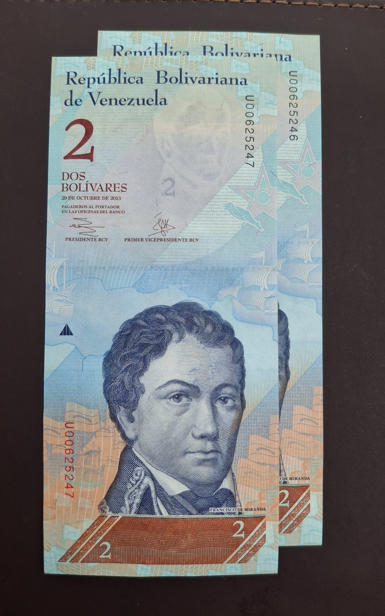 جفت بانکی دوبولیوار ونزوئلا