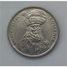 100