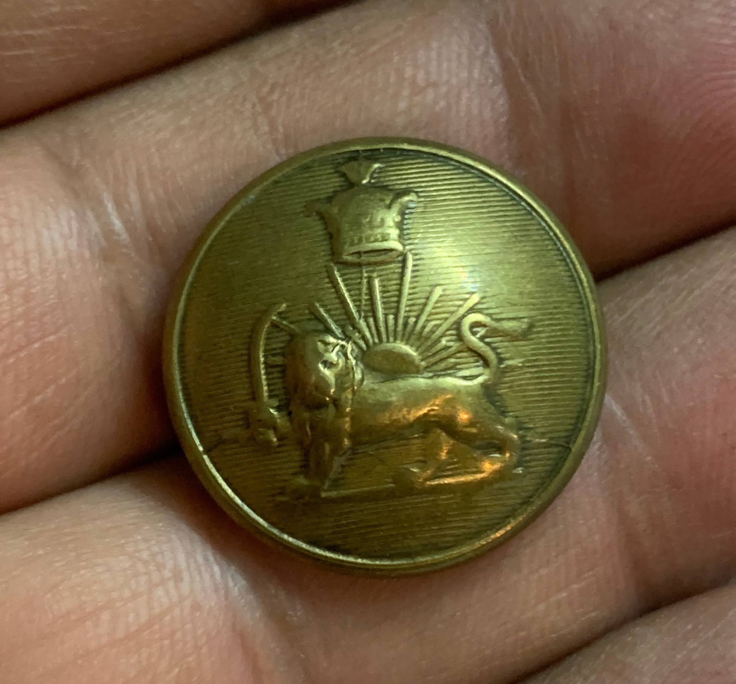 دکمه فلزی پهلوی