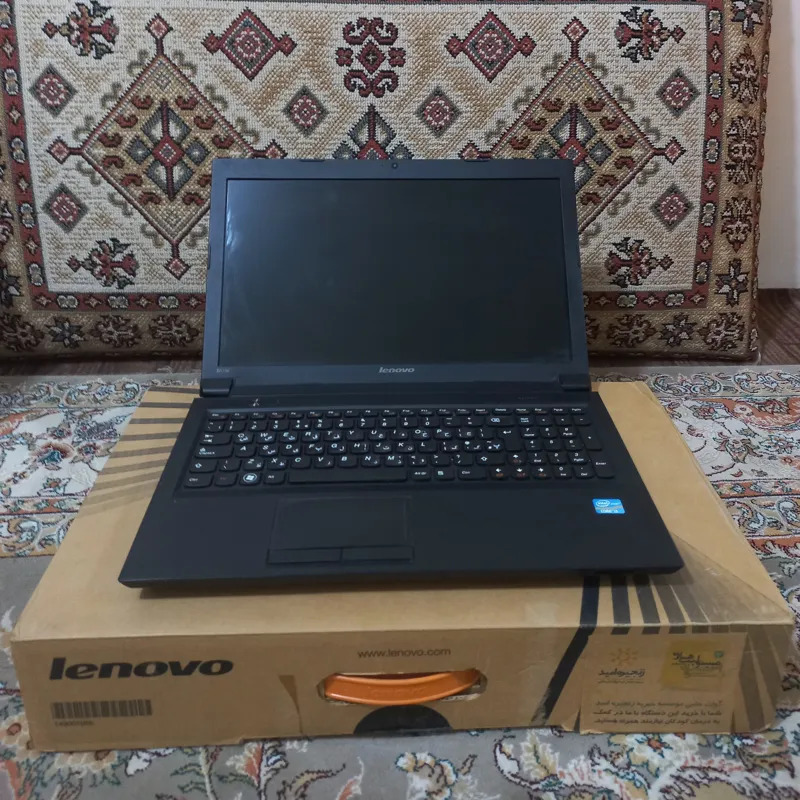 لپ تاپ Core i3 در حد نو