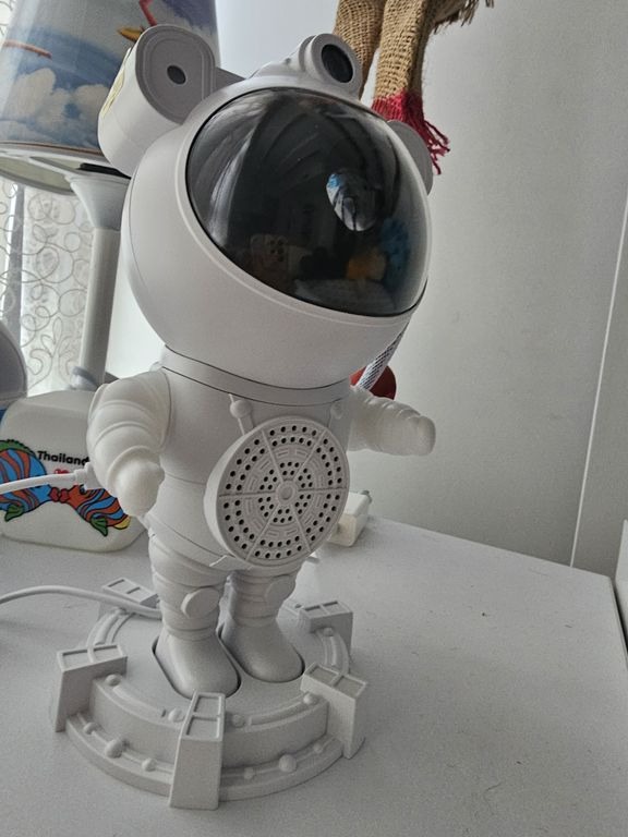 چراغ خواب کهکشانی فضانورد مدل اسپیکردار