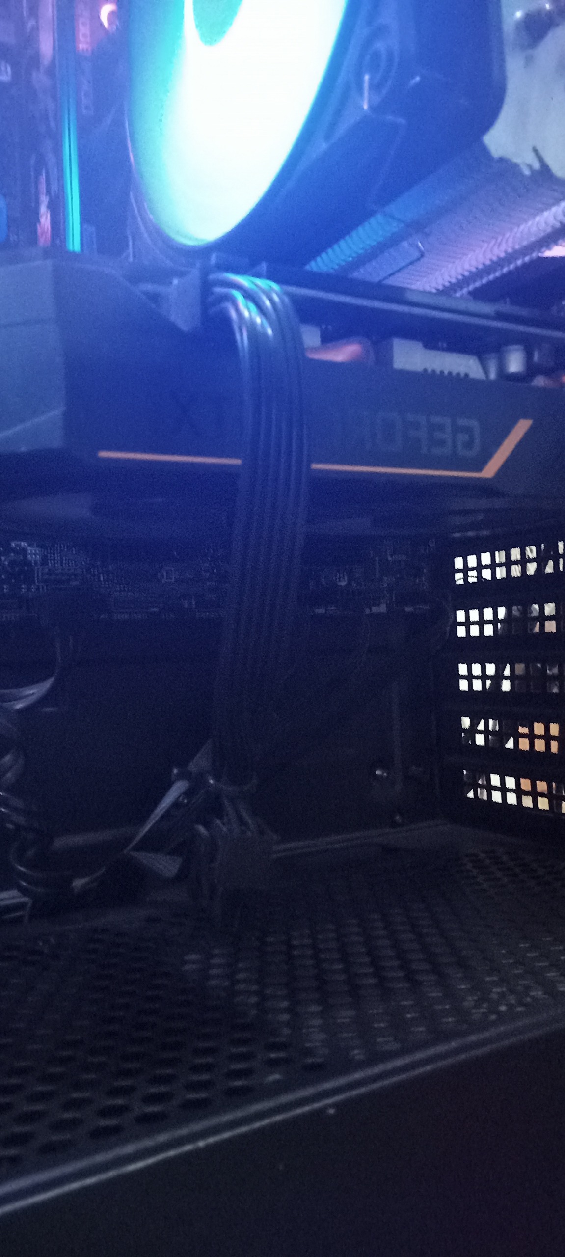 کارت گرافیک 1650super ocایسوس در حدنوخانگی گیمینگ