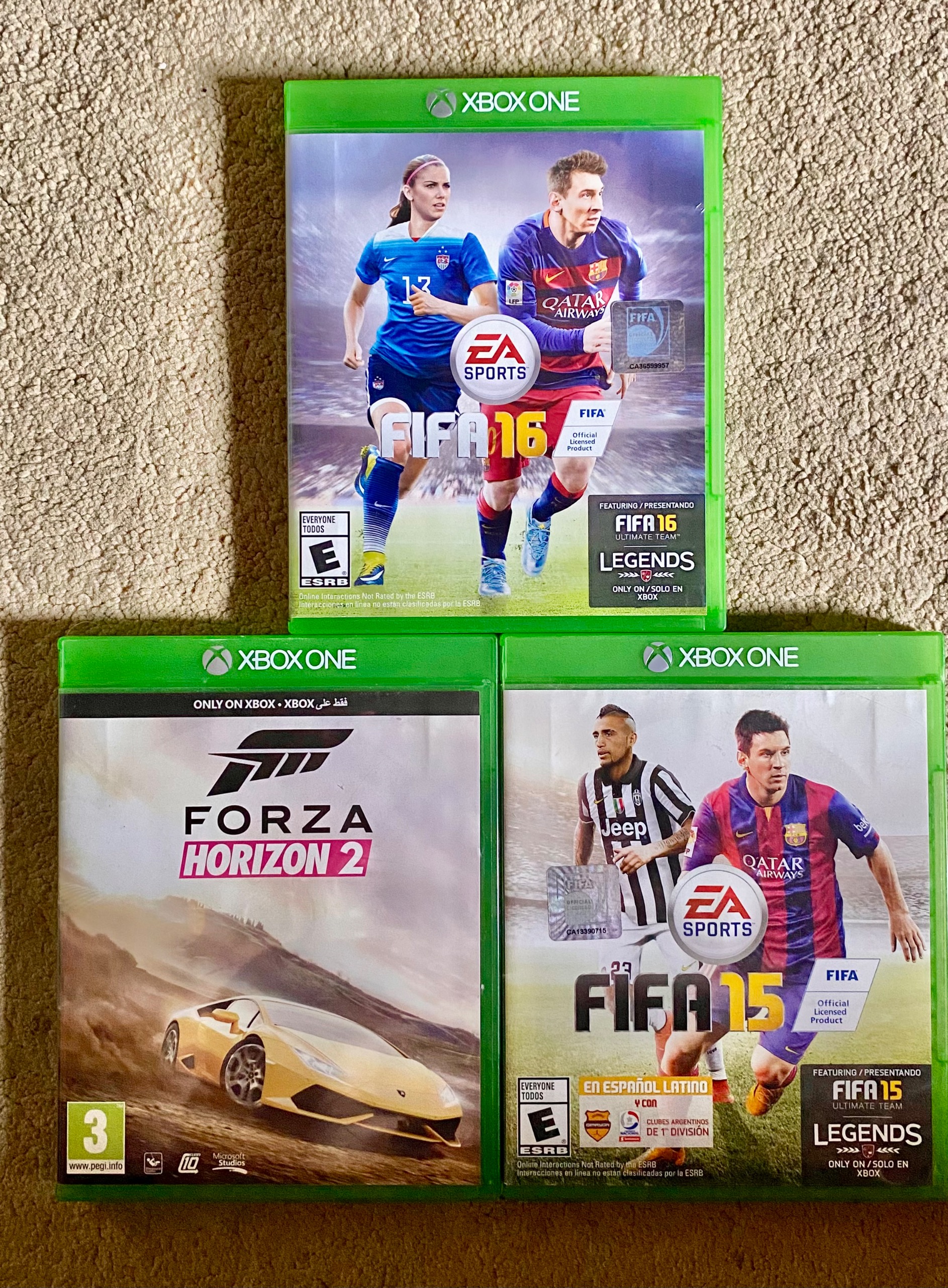 بازی ایکس باکس وان سه عدد به قیمت یک عدد حراج