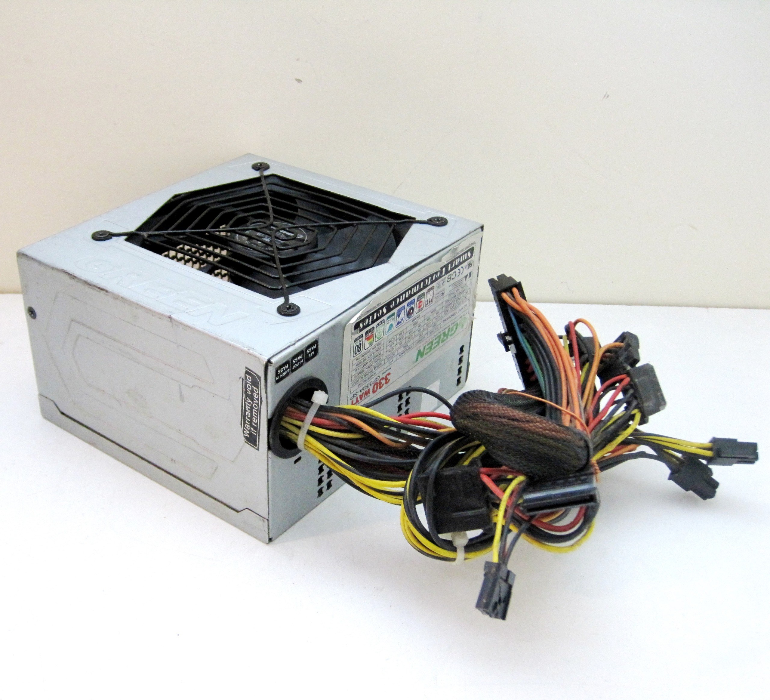پاور گرین GREEN GP330A-SP سالم