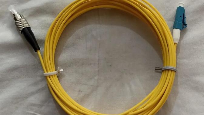 پرفروش ترین پچکورد فیبر نوری FC به LC با قیمت قبل