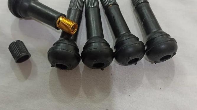 بسته 5 عددی والف لاستیک خودرو باکیفیت و فابریکی