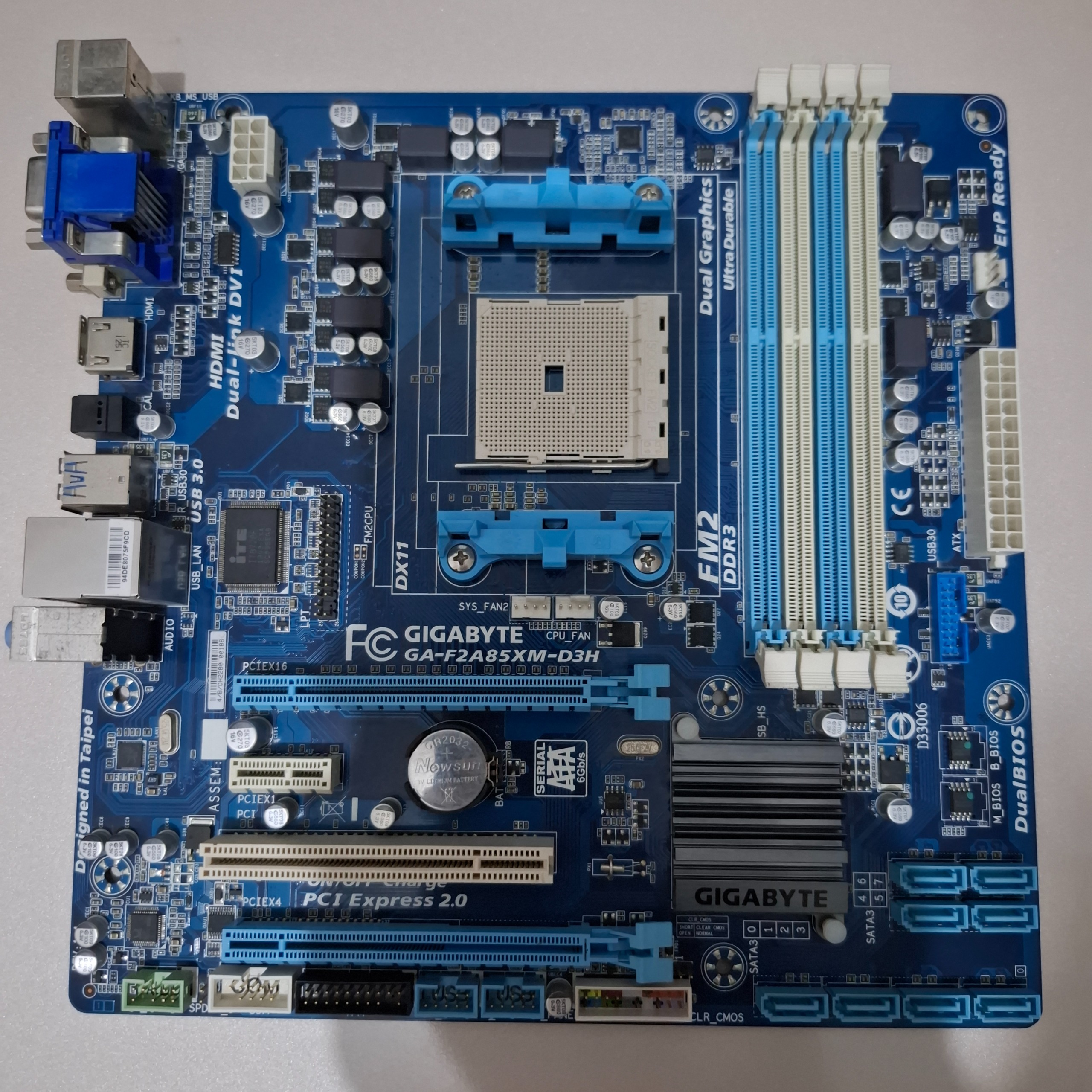 باندل F2A85XM-D3H A4 7300 و فن