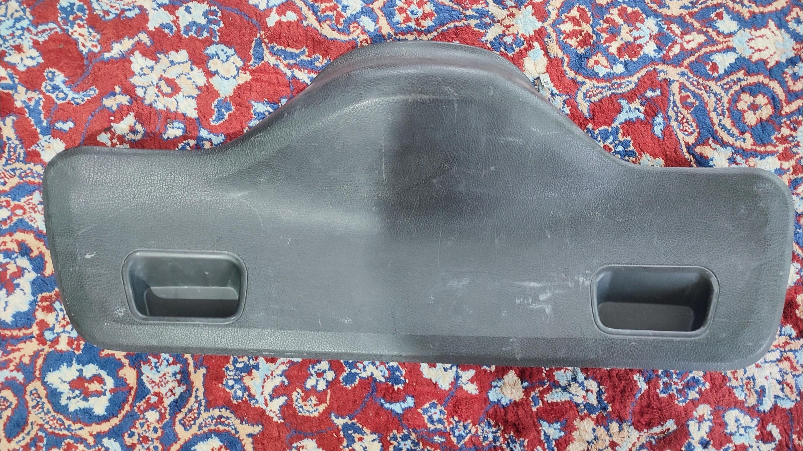 قاب داخل صندوق 206 و 207 فابریکی