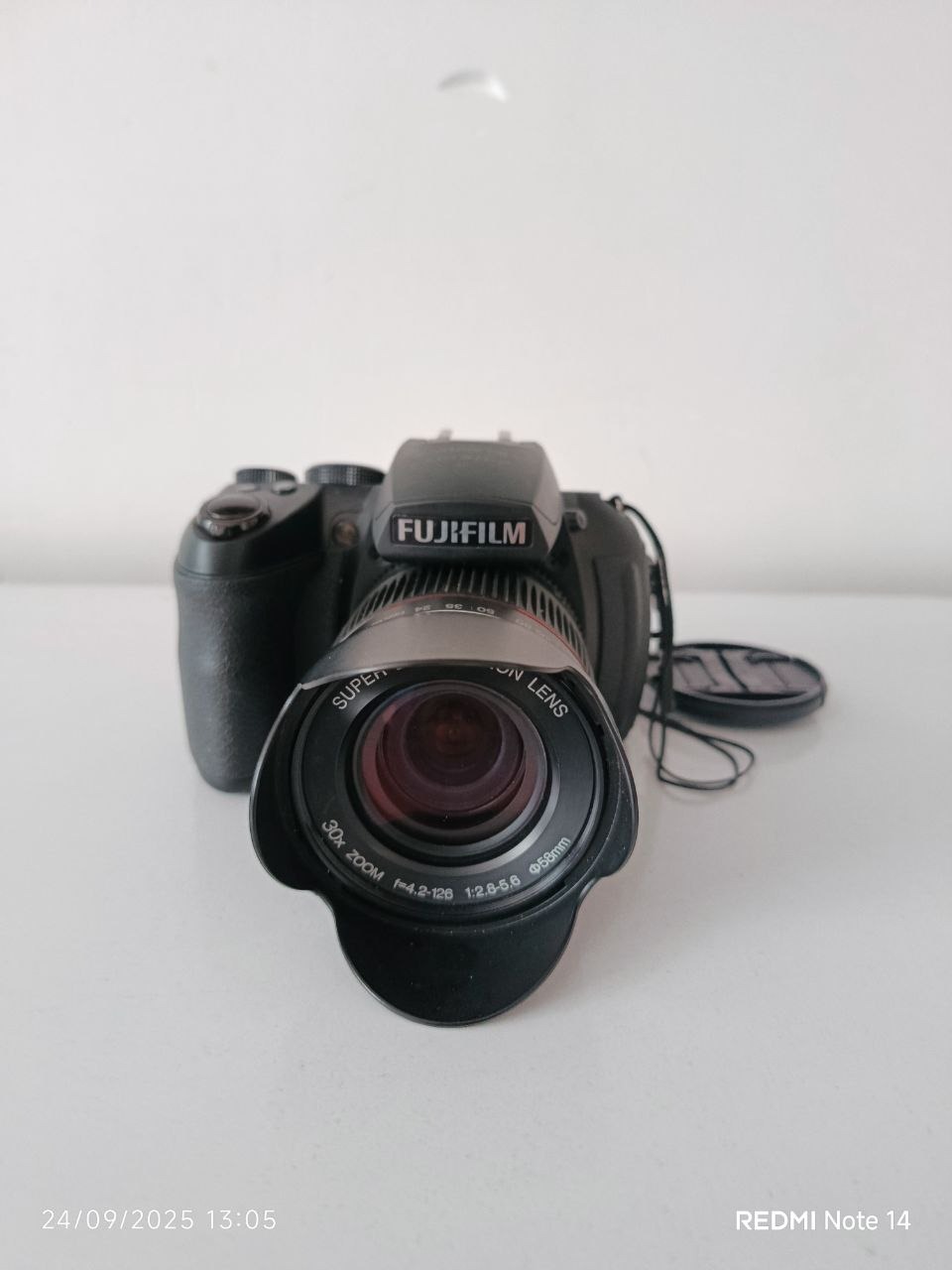 FUJIFILM FinePix HS20EXR