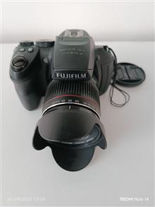 FUJIFILM