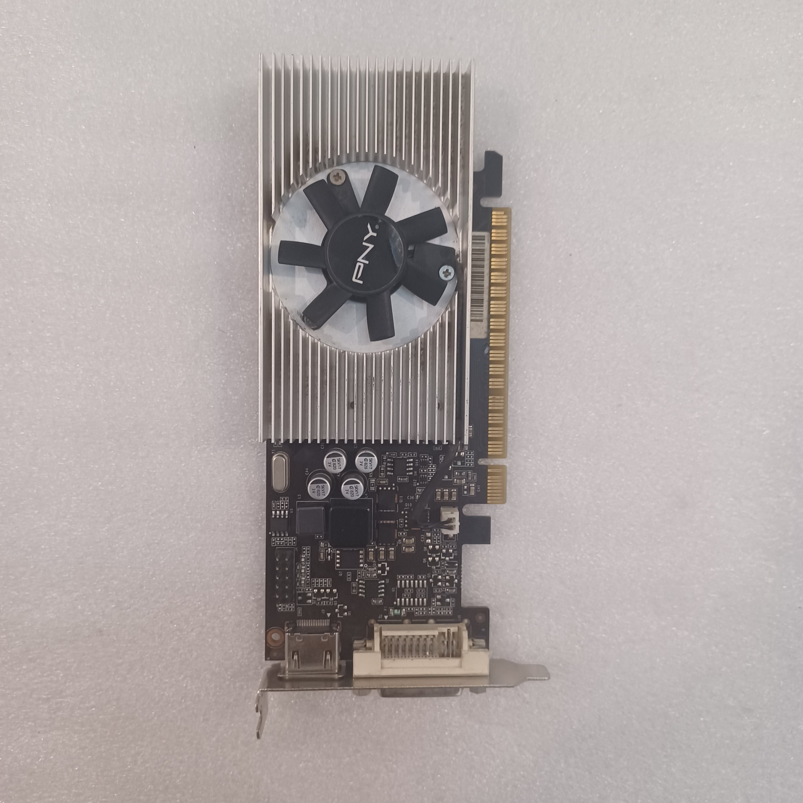 گرافیک مینی کیس PNY GT 730 2G ( دارای توضیحات )