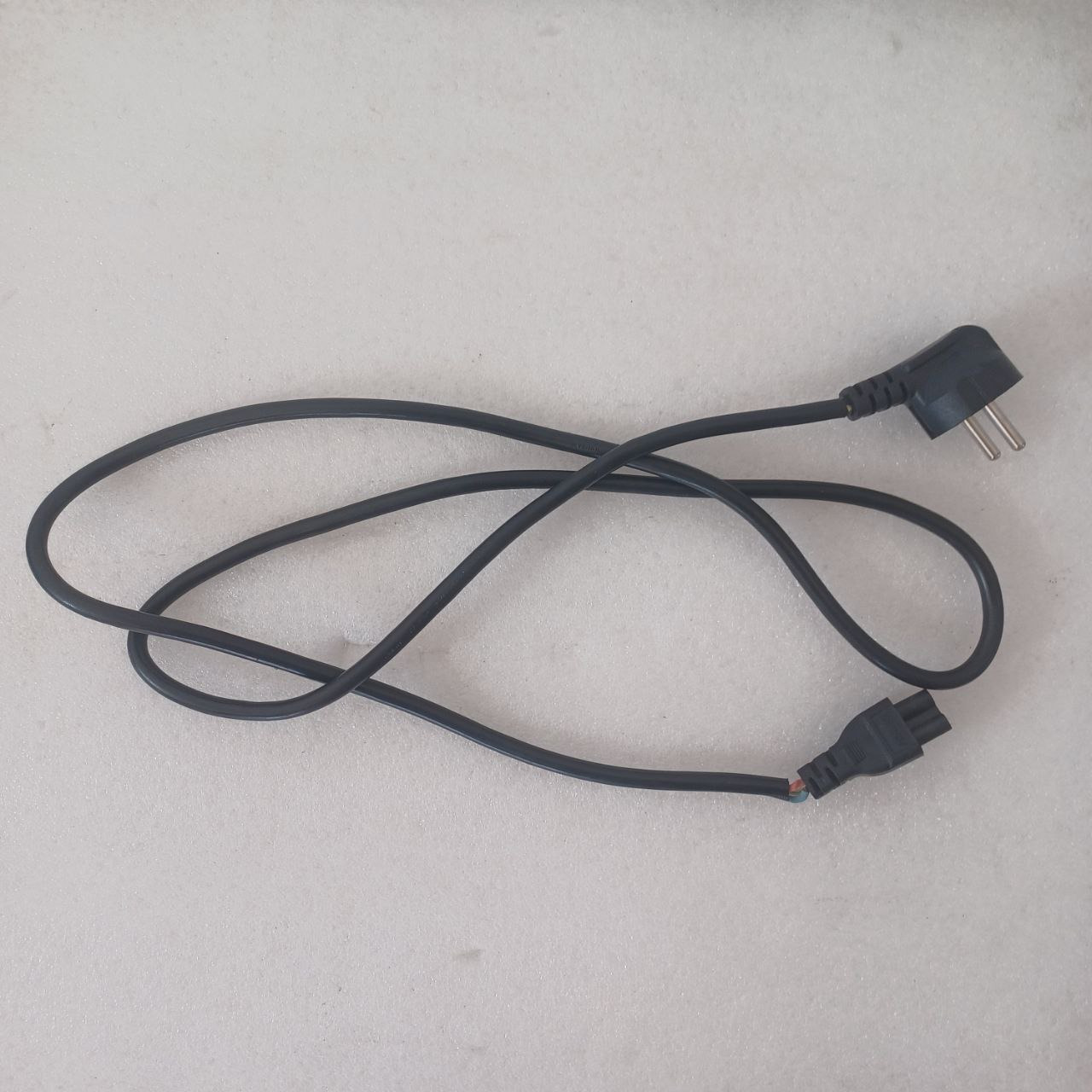 کابل برق لپ تاپ