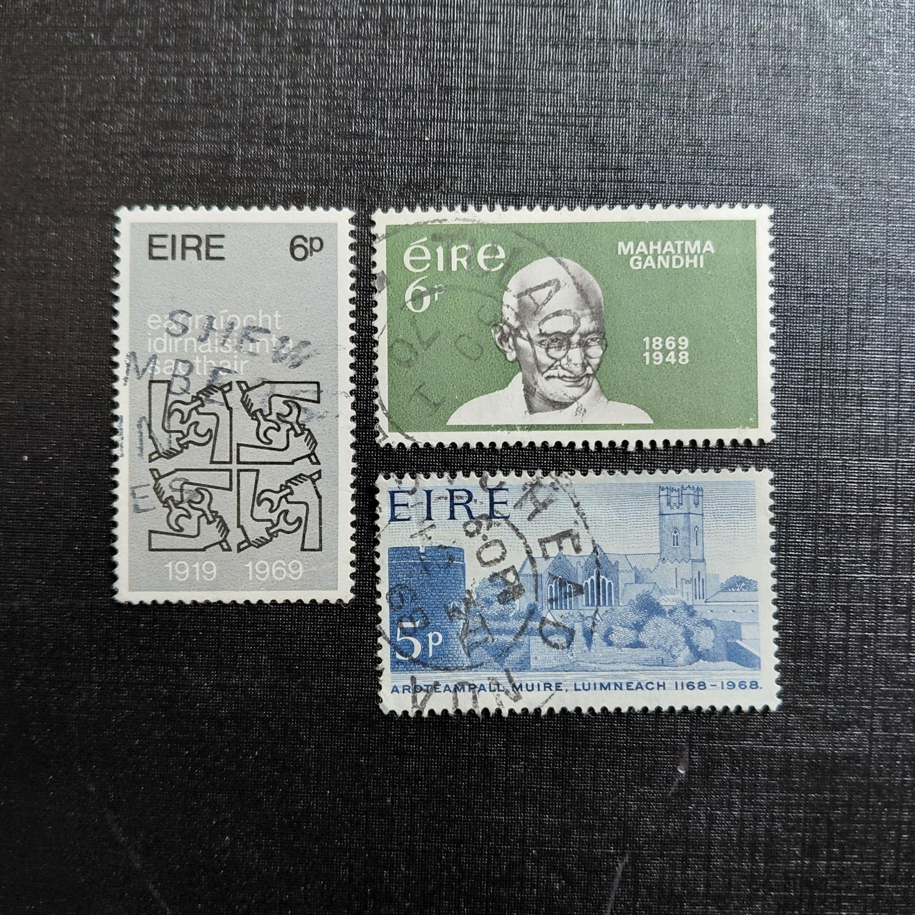 سه عدد تمبر قدیمی ایرلند