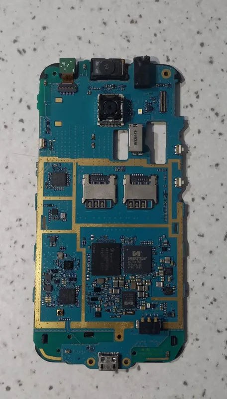 برد وقطعات سامسونگ Samsung j1 ace