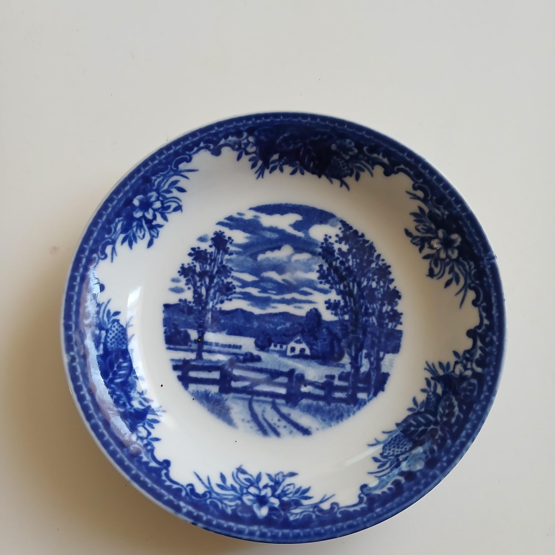 نعلبکی قدیمی قلم آبی